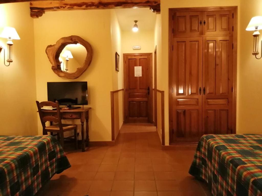 Budget Double Room room - Image 1