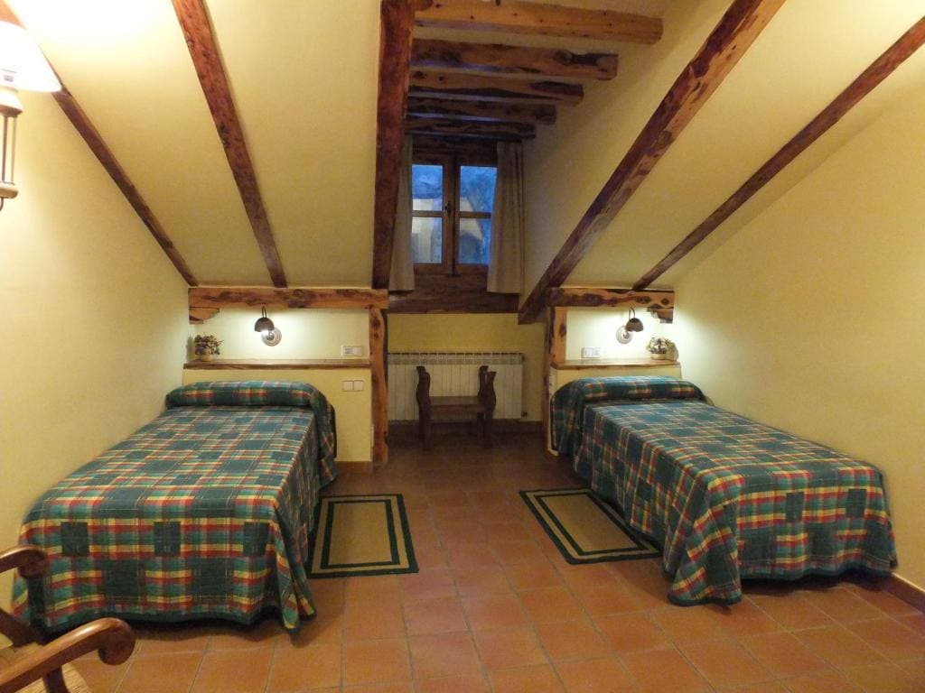Budget Double Room room - Image 2