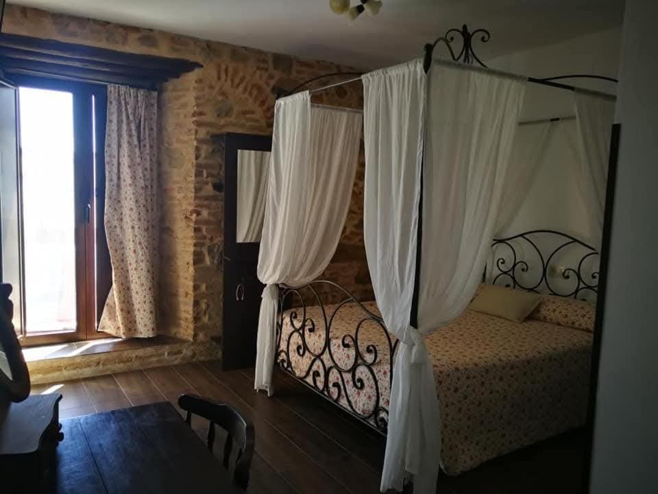 Double Room room - Image 2