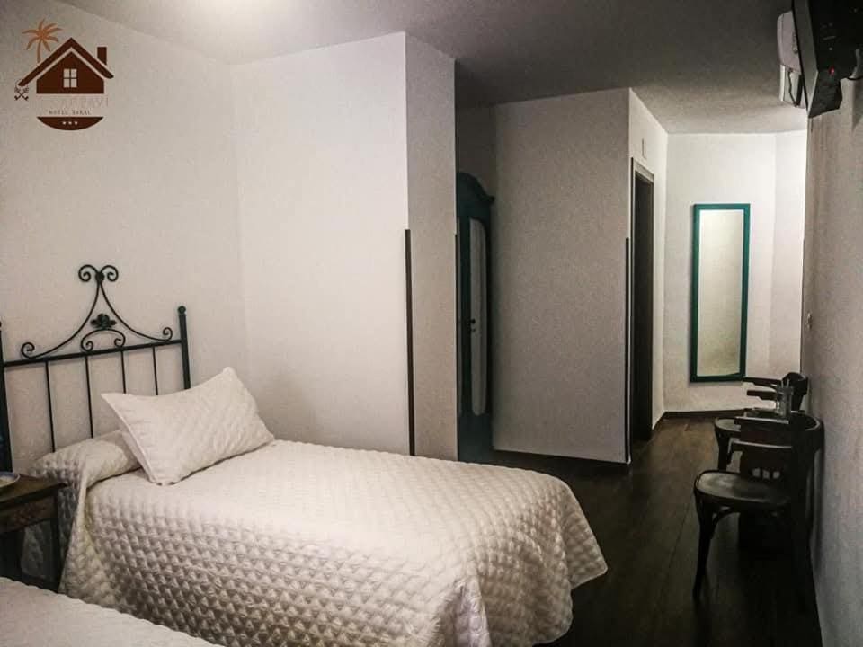 Double or Twin Room room - Image 1