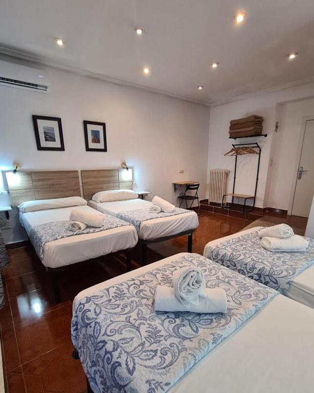 Triple Room room - Image 3