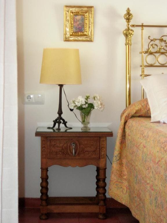 Classic Double or Twin Room room - Image 3