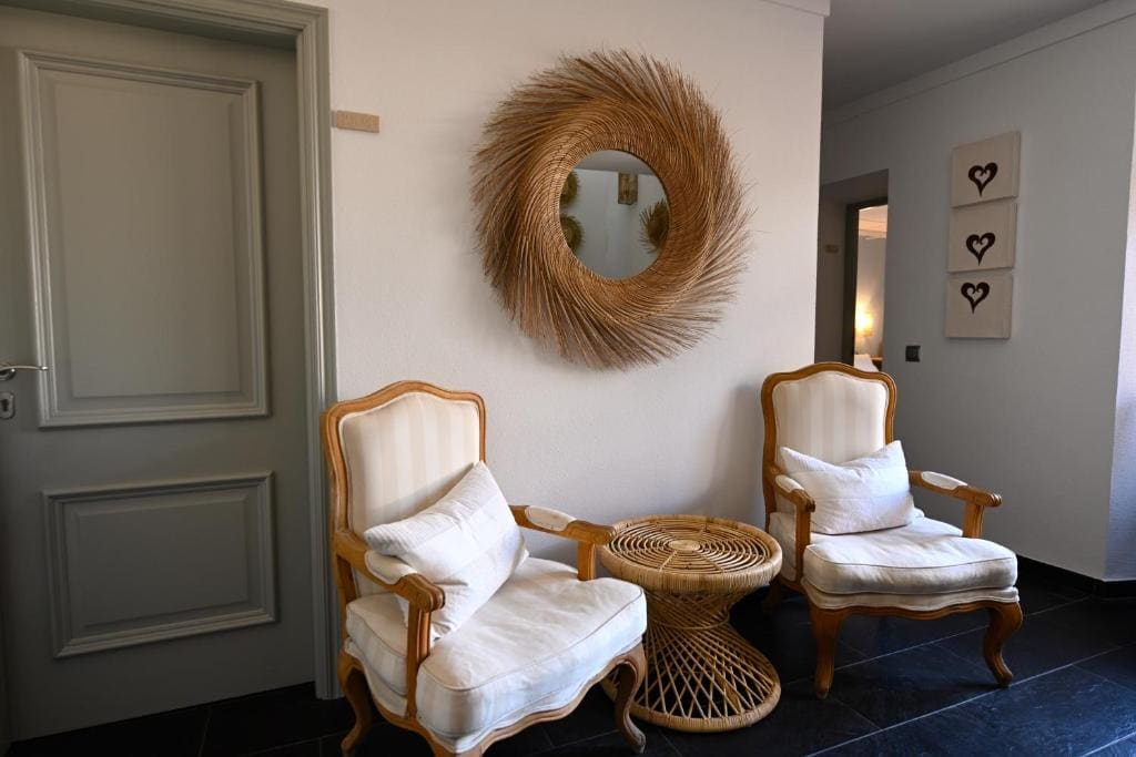 Double Room with Private Bathroom room - Image 1