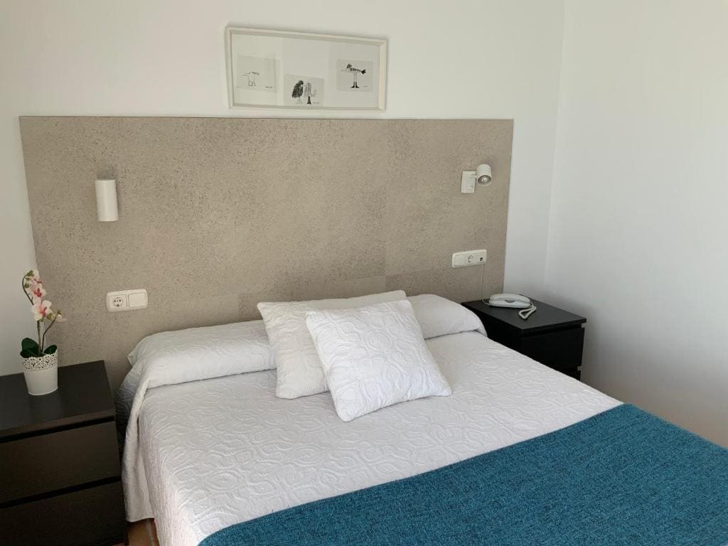 Double or Twin Room with Terrace room - Image 2
