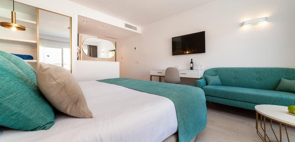 Deluxe Double Room room - Image 1