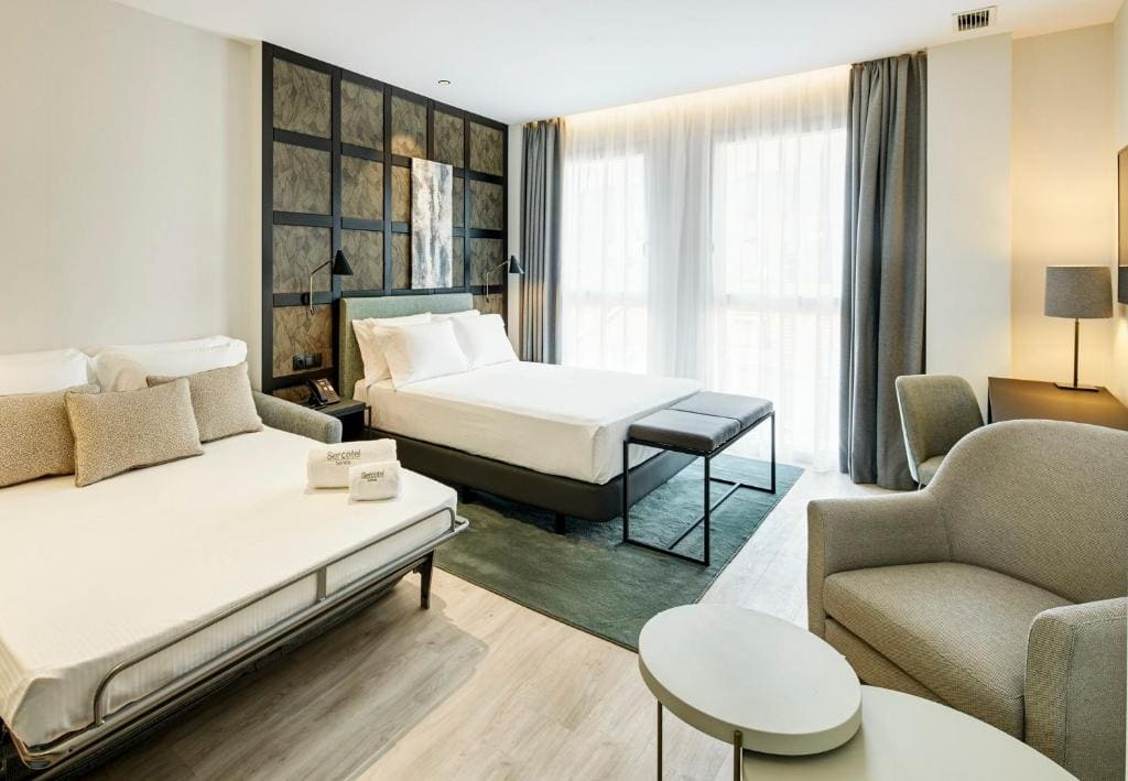 Superior Double Room room - Image 1