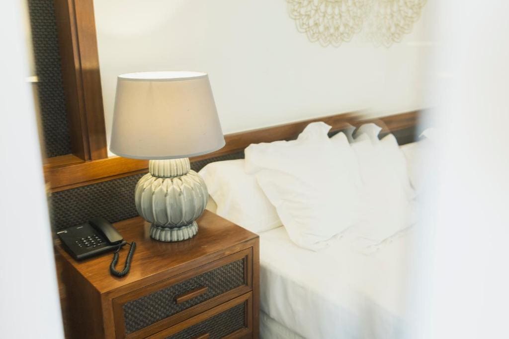 Double or Twin Room with Partial Sea View room - Image 2