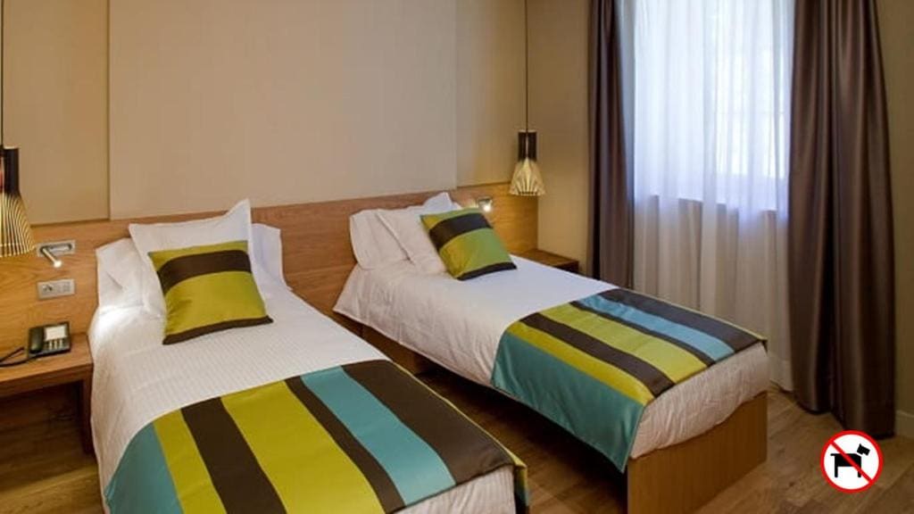 Superior Triple Room with Lake View room - Image 1