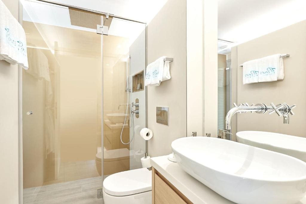 Resort Suite room - Image 2