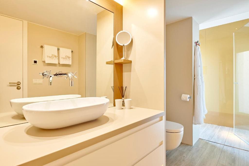 Deluxe Duplex Pool Suite with Sea View room - Image 3