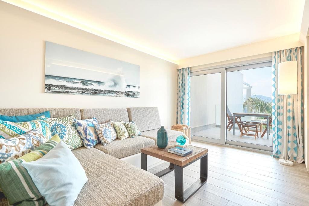 Laguna Infinity Suite room - Image 2
