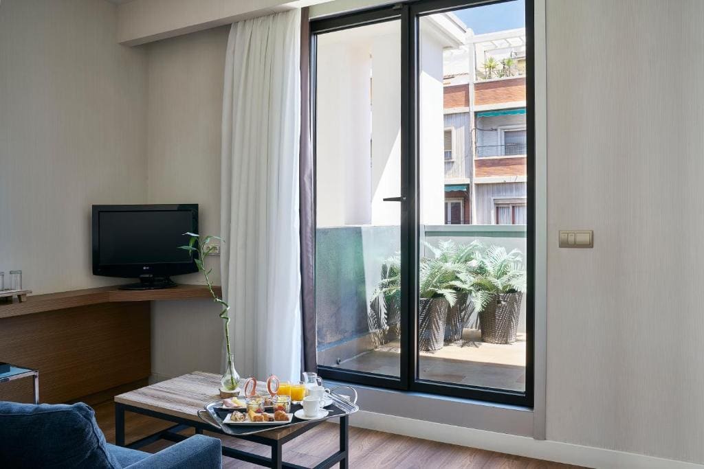 Superior Double Room room - Image 3