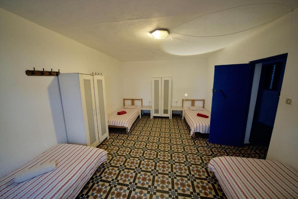 Bed in 4-Bed Mixed Dormitory Room with Shared Bathroom room - Image 1