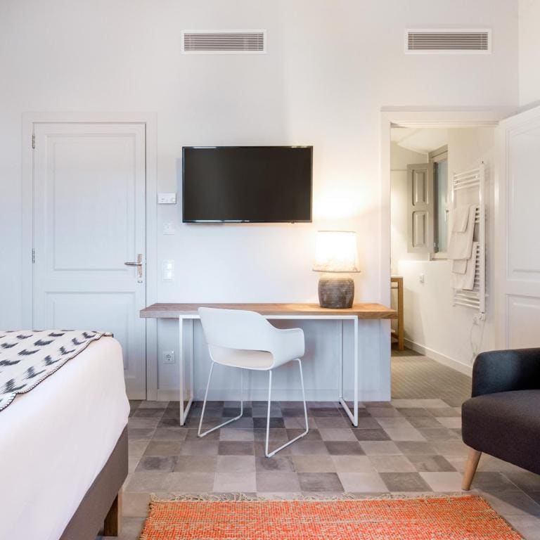 Twin Room with Terrace room - Image 2