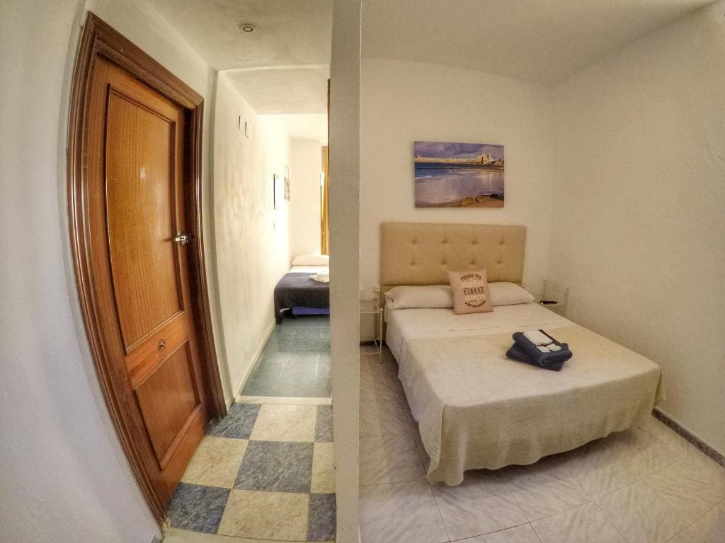 Apartment room - Image 3