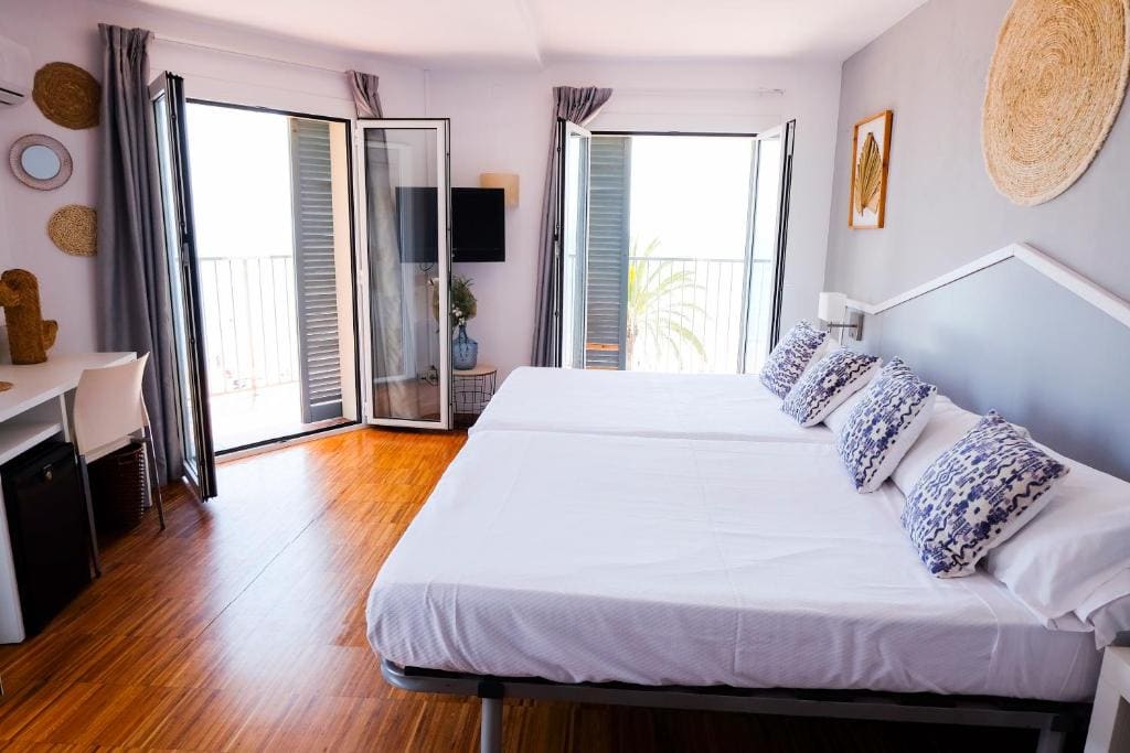 Attic Double or Twin Room room - Image 1