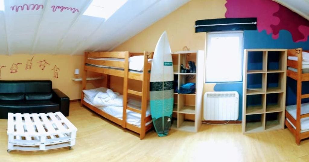 Family Room room - Image 3