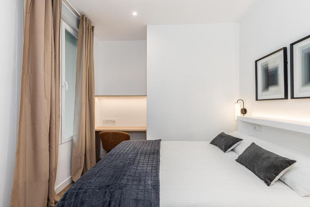 Standard Double Room room - Image 3