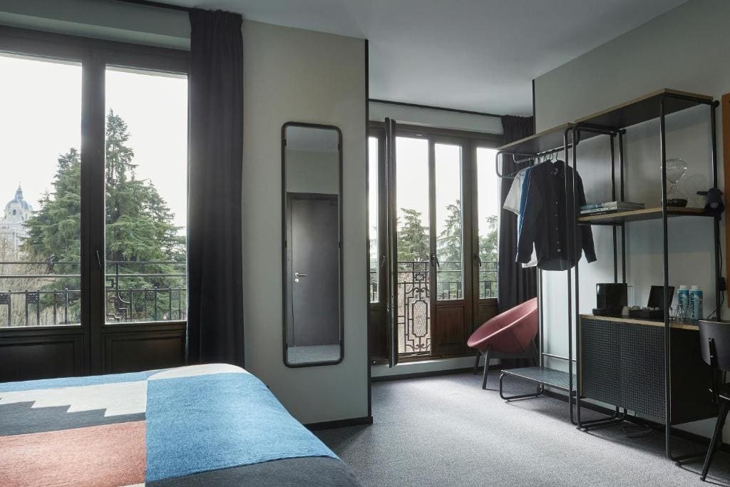 Deluxe King Palace View room - Image 2