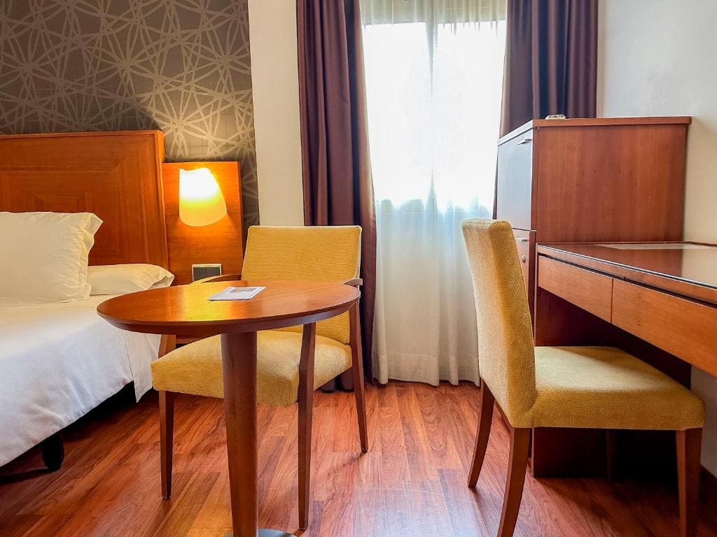 Superior Double Room with free access to Solarium room - Image 3