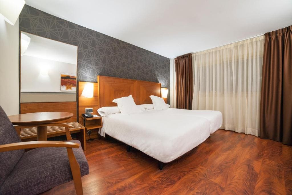Superior Double Room with free access to Solarium room - Image 1
