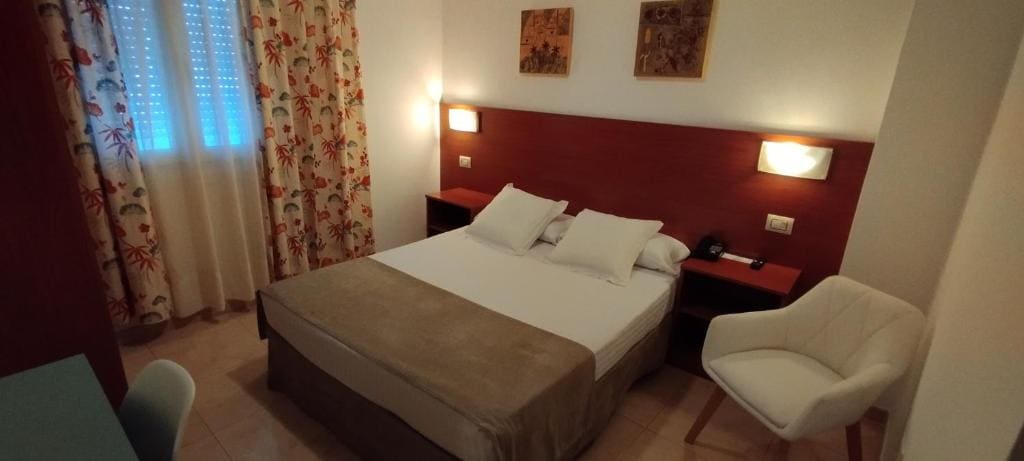Quadruple Room room - Image 2