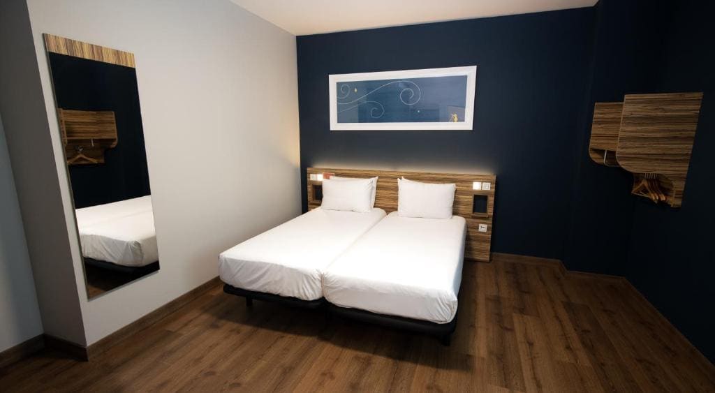Double or Twin Room - Disability Access room - Image 2
