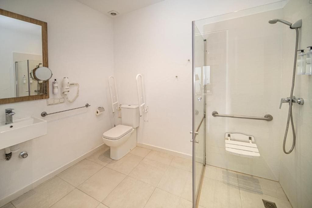 Standard Double Room room - Image 2