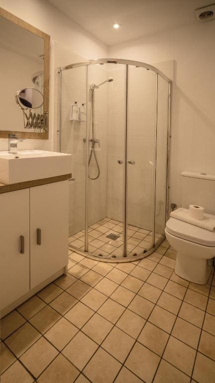 Standard Double Room room - Image 3