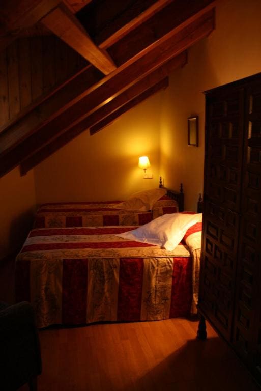 Double or Twin Room room - Image 2