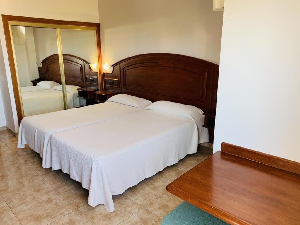 Budget Twin Room room - Image 1