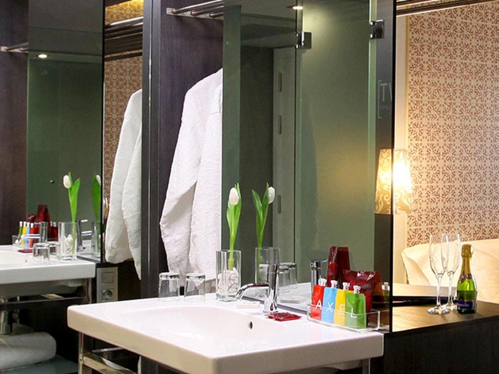 Double or Twin Room room - Image 3