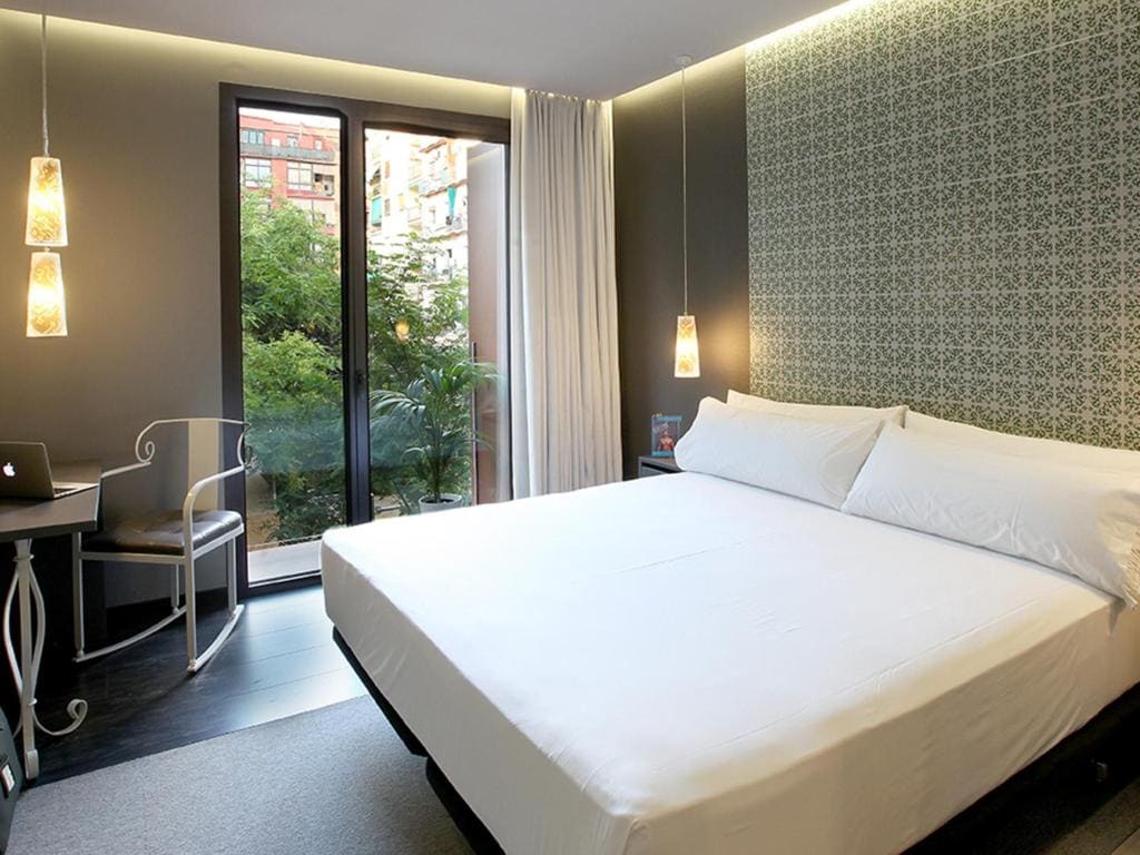 Premium Double Room room - Image 3