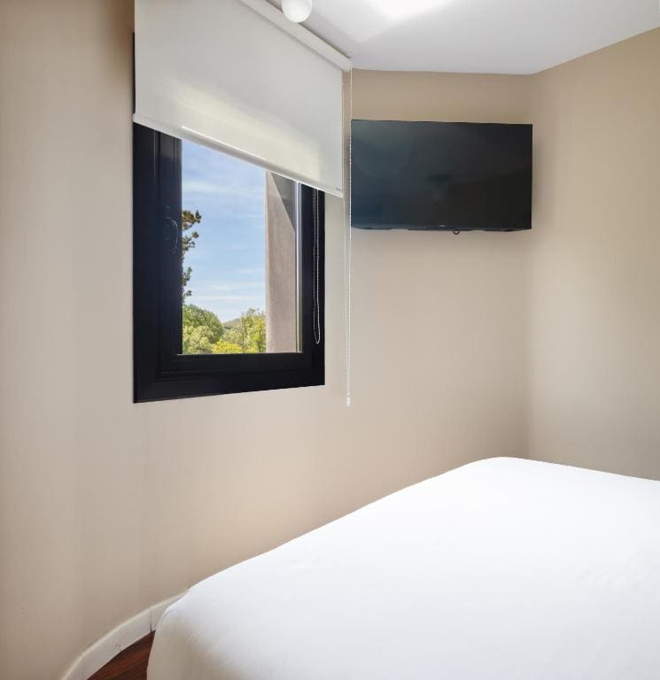 Double Room with River View room - Image 3