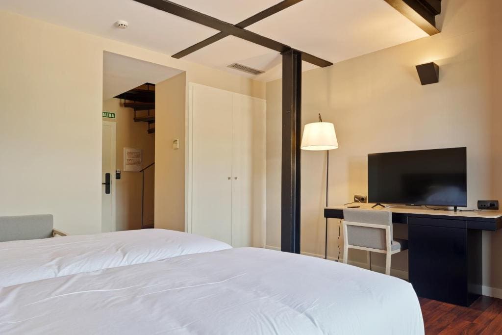 Suite room - Image 1