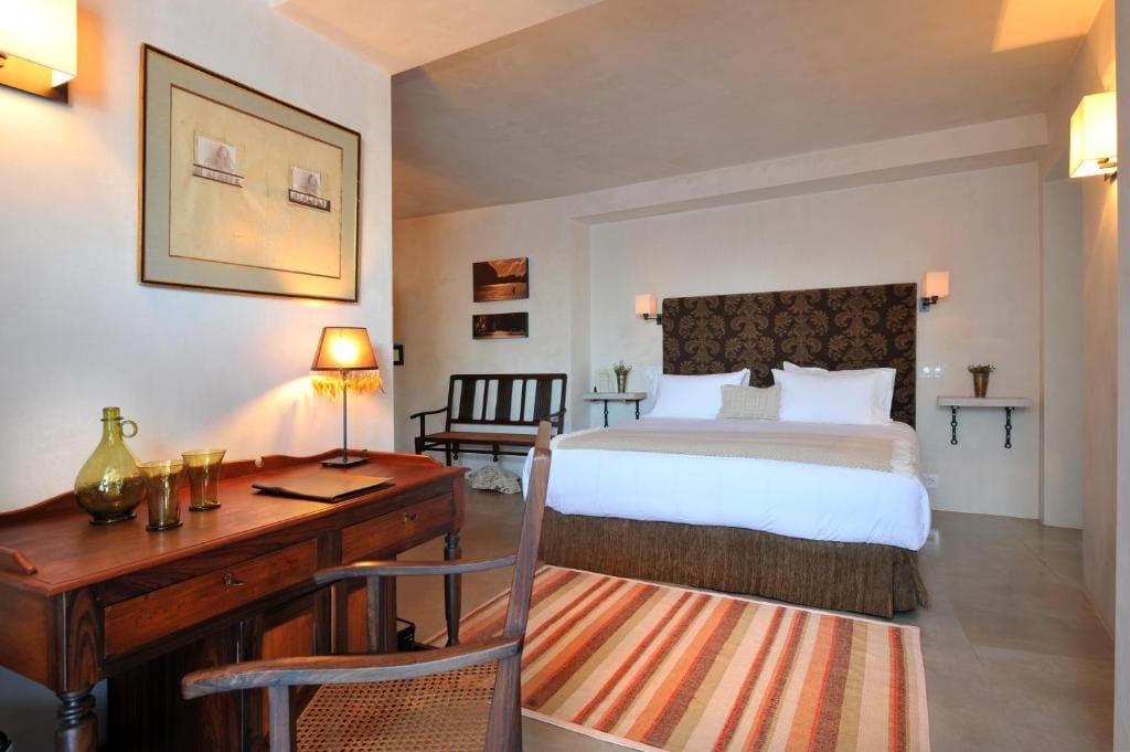 Deluxe Room room - Image 1