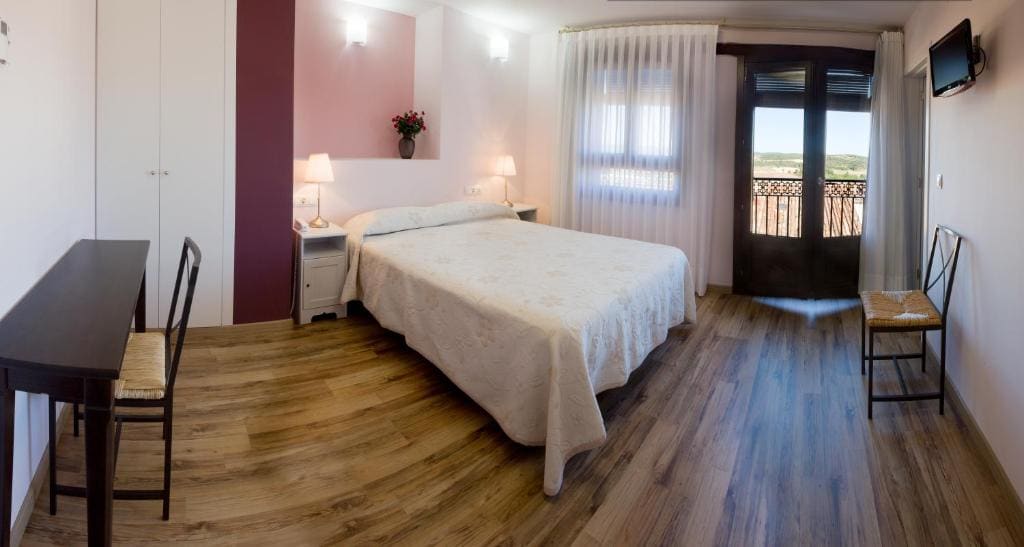 Double Room room - Image 2