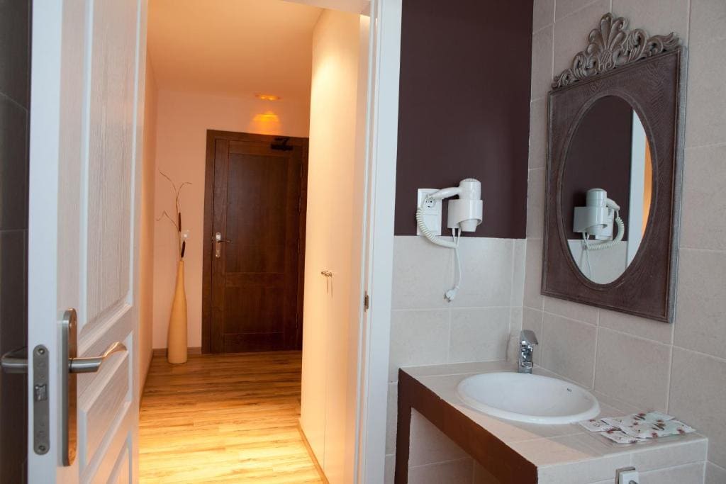 Double Room room - Image 3