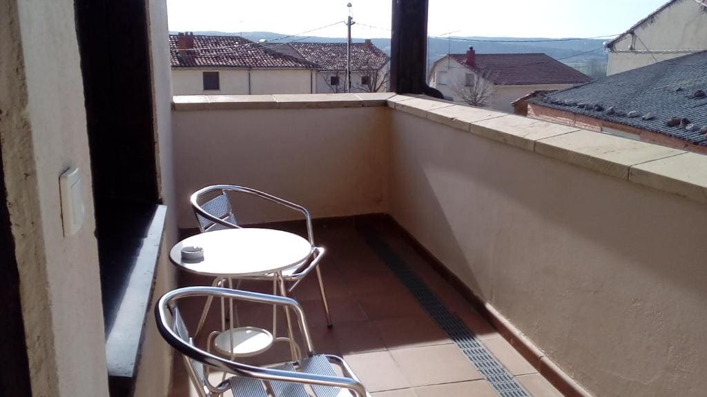 Twin Room with Terrace room - Image 3