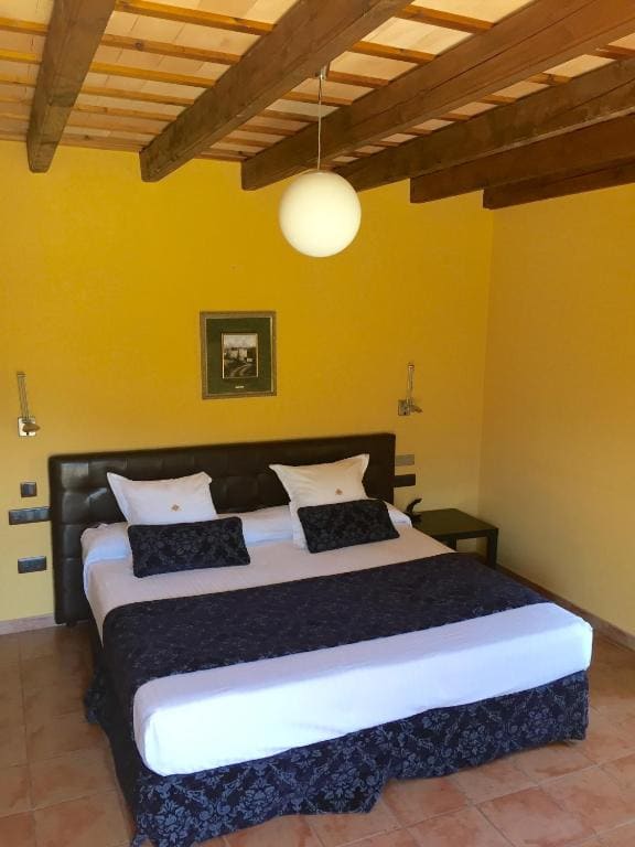 Standard Double Room room - Image 1