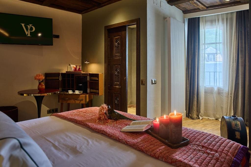 Premium Panorama Double Room room - Image 3