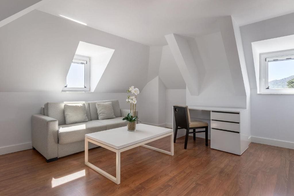 Superior Double or Twin Room room - Image 2
