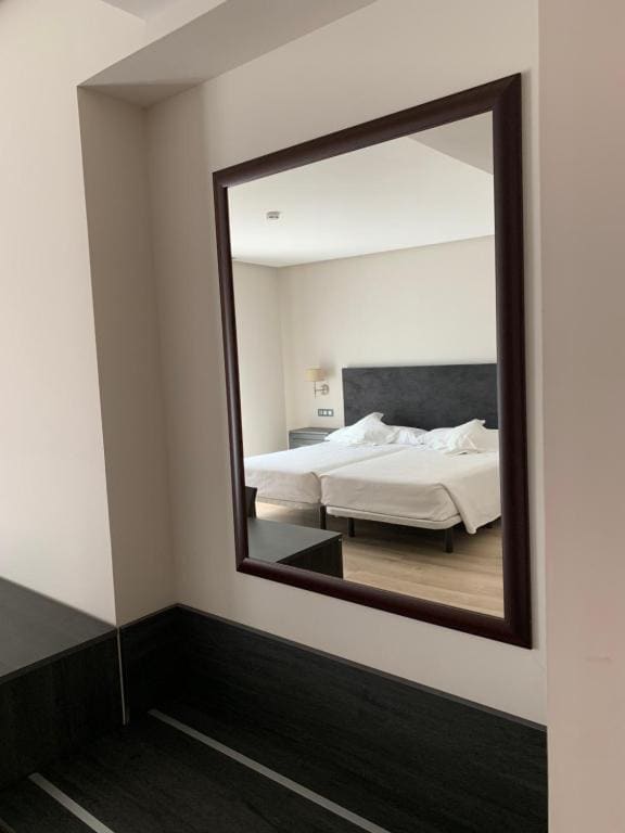Basic Triple Room room - Image 1