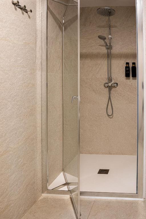 Twin Room room - Image 3