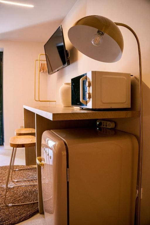 Deluxe Double or Twin Room with City View room - Image 3