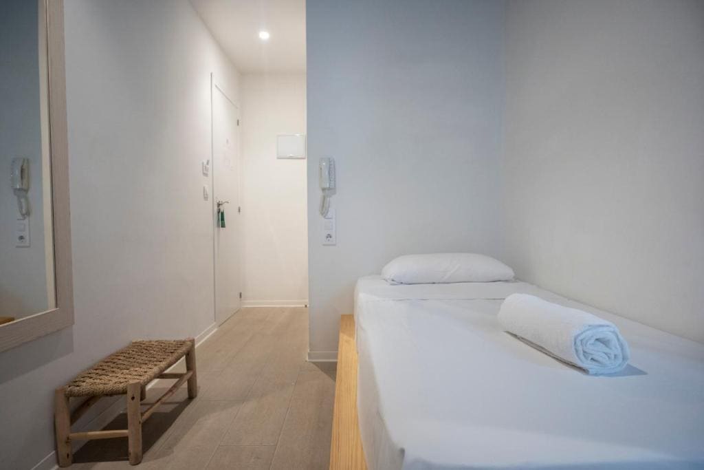 Standard Single Room room - Image 3