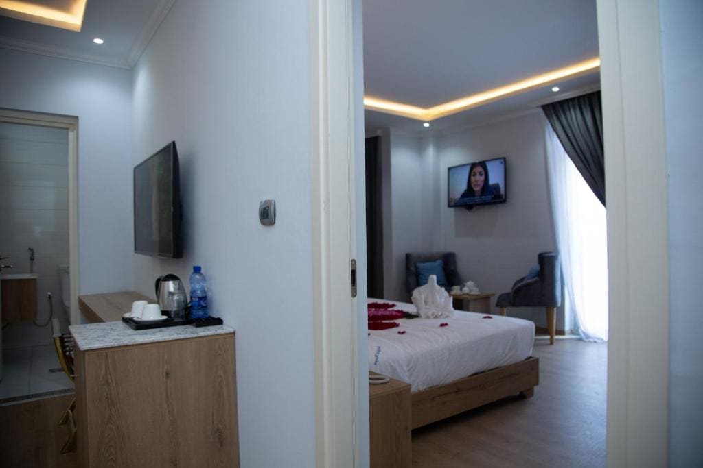 Apartment room - Image 1