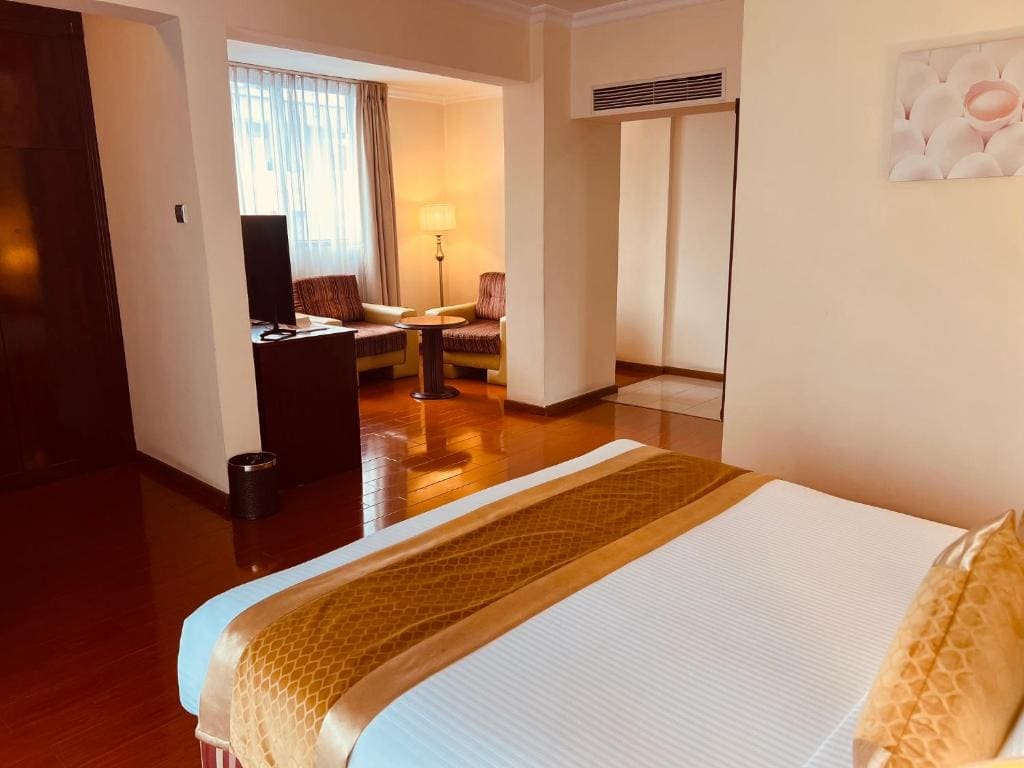 Suite room - Image 1
