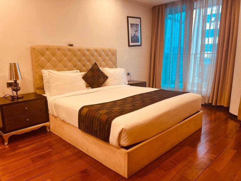 One-Bedroom Apartment room - Image 2