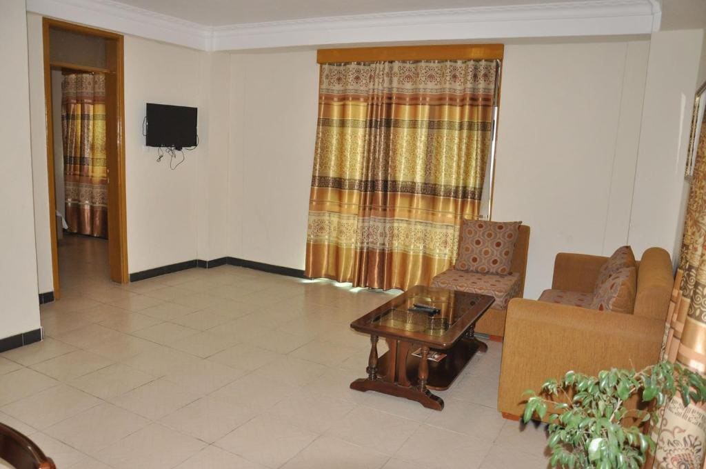 One-Bedroom Apartment room - Image 3